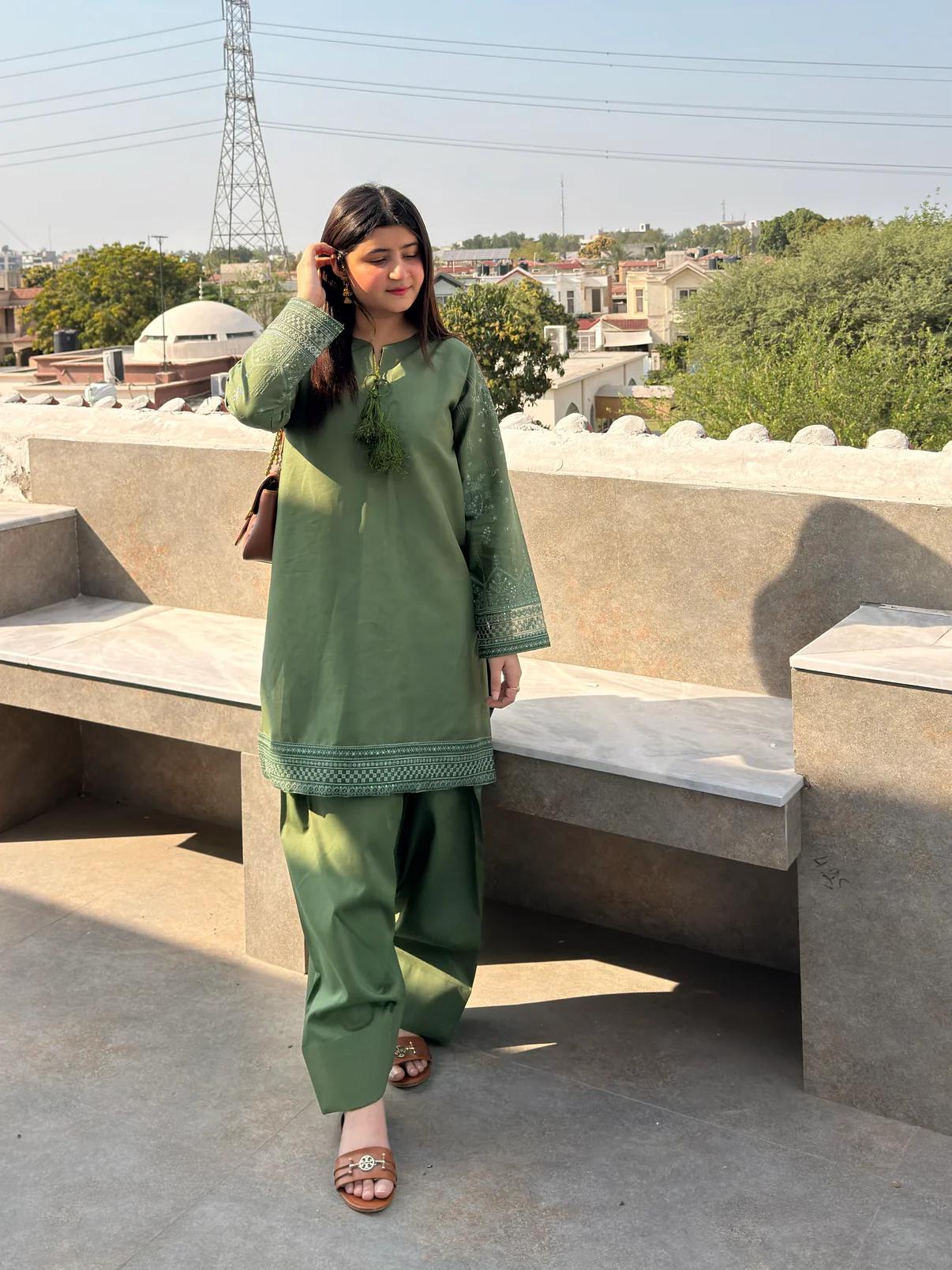 WN FASHION MINSHA 2PC FARSHI SHALWAR