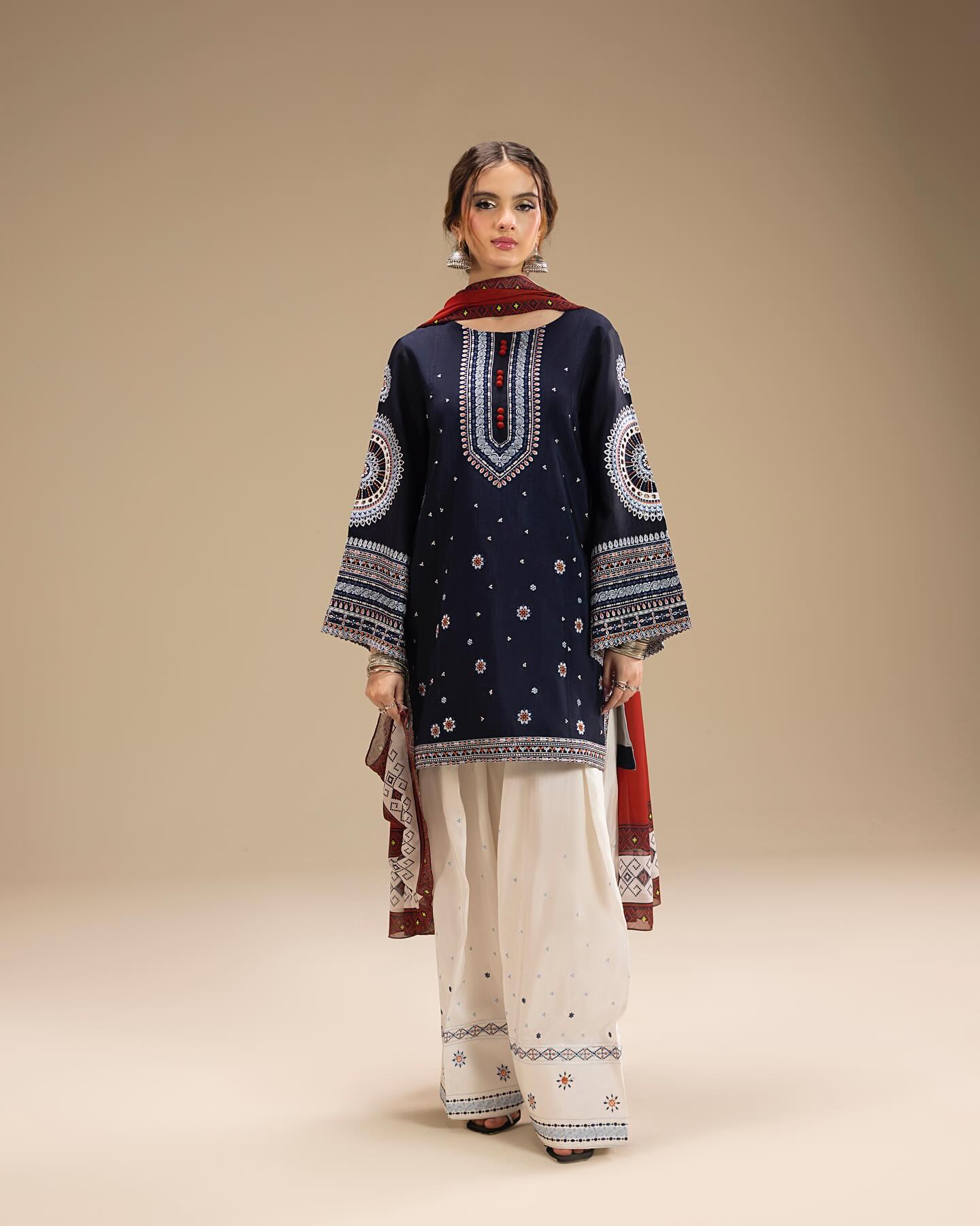 WN FASHION EMBROIDERY 3PC